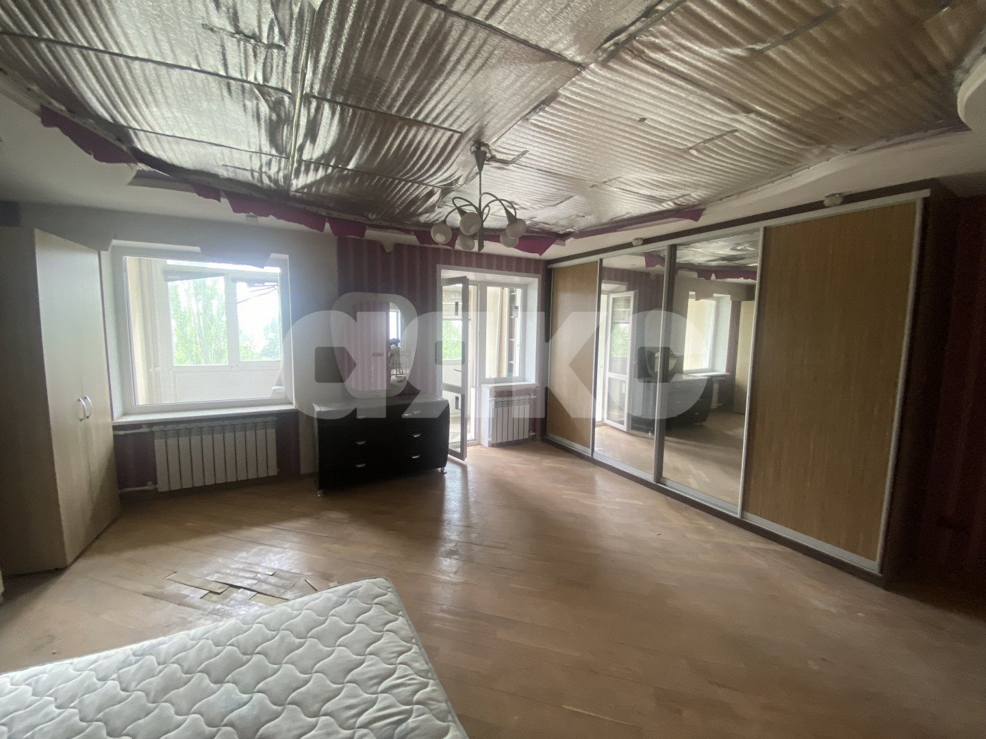 Фото №1: 4-комнатная квартира 117 м² - Мариуполь, Центральный, мкр. Западный, б-р Шевченко, 268