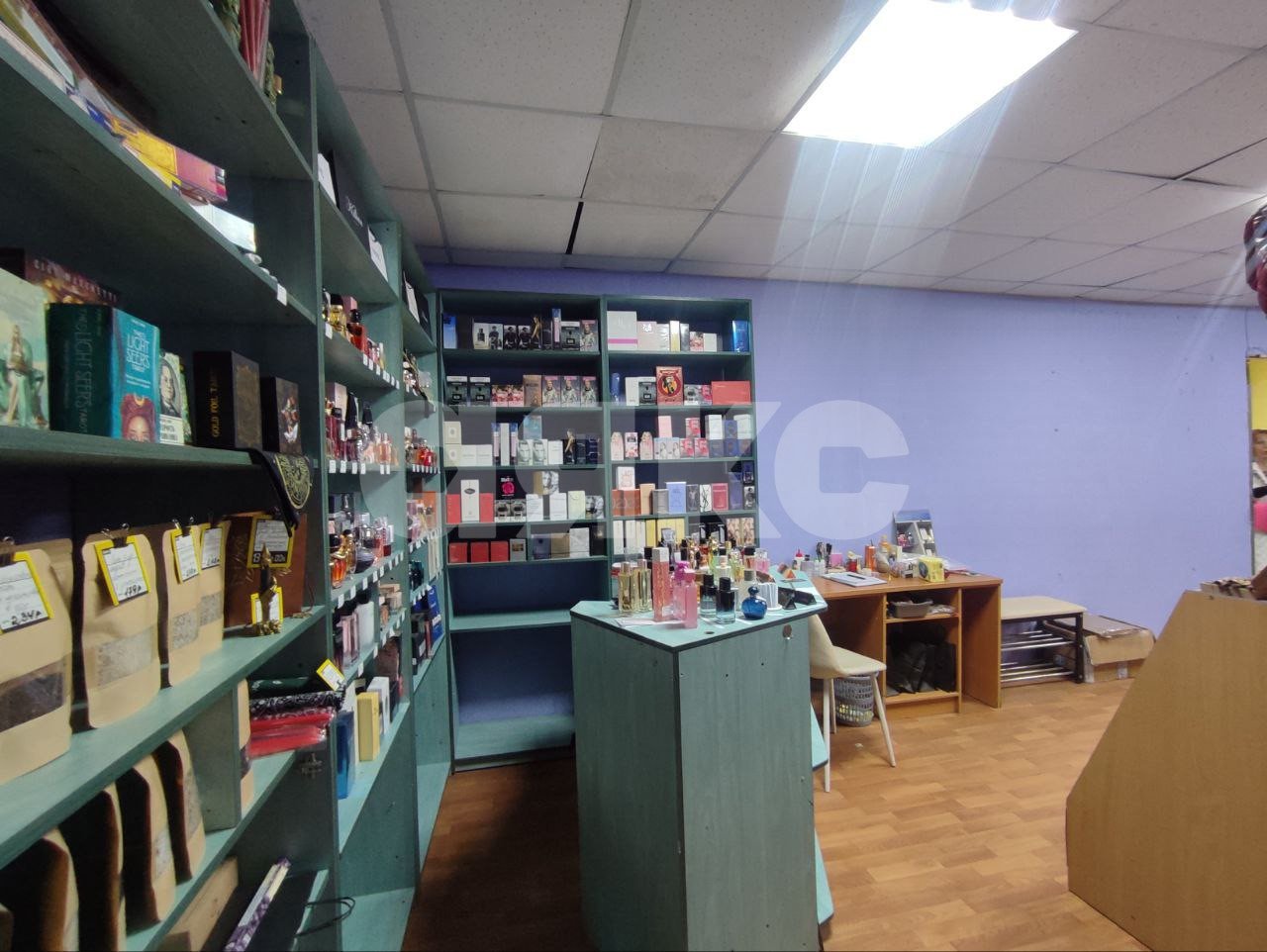 Фото №2: Коммерция 190 м² - Мариуполь, р. Кальмиусский, ул. Карпинского