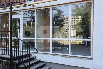 Фото №2: Коммерция 97 м² - Мариуполь, р. Приморский, пр-кт Нахимова, 196