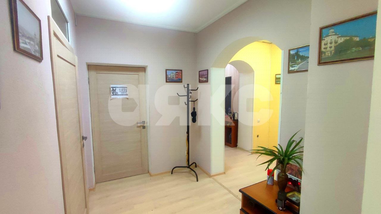 Фото №2: Коммерция 198 м² - Мариуполь, Жовтневый, р. Центральный, ул. Итальянская, 94