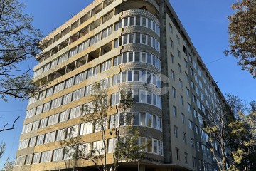 Фото №1: 3-комнатная квартира 107 м² - Мариуполь, р. Центральный, ул. Бахчиванджи, 27А