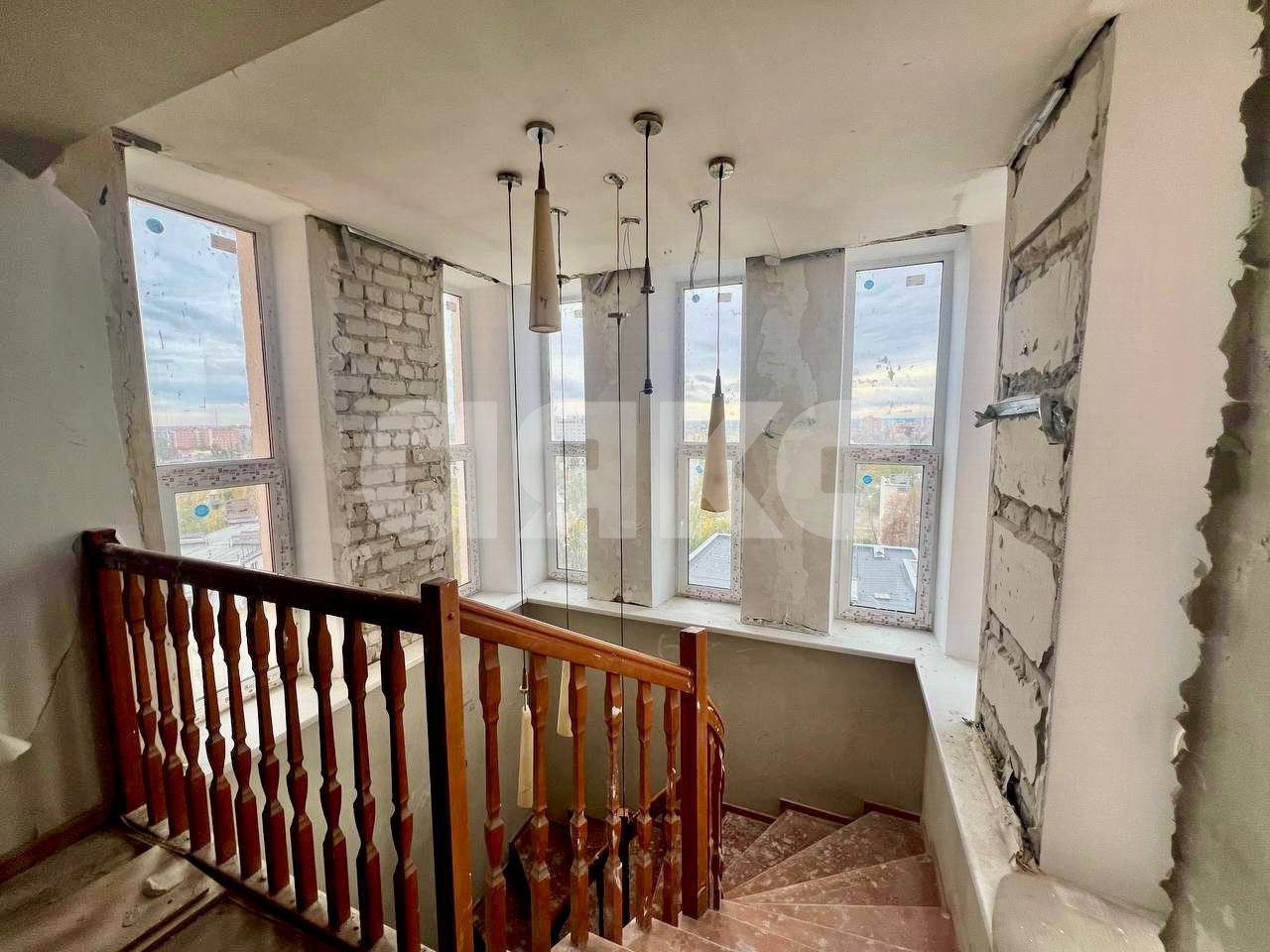 Фото №2: 5+-комнатная квартира 220 м² - Мариуполь, р. Центральный, ул. Итальянская, 131