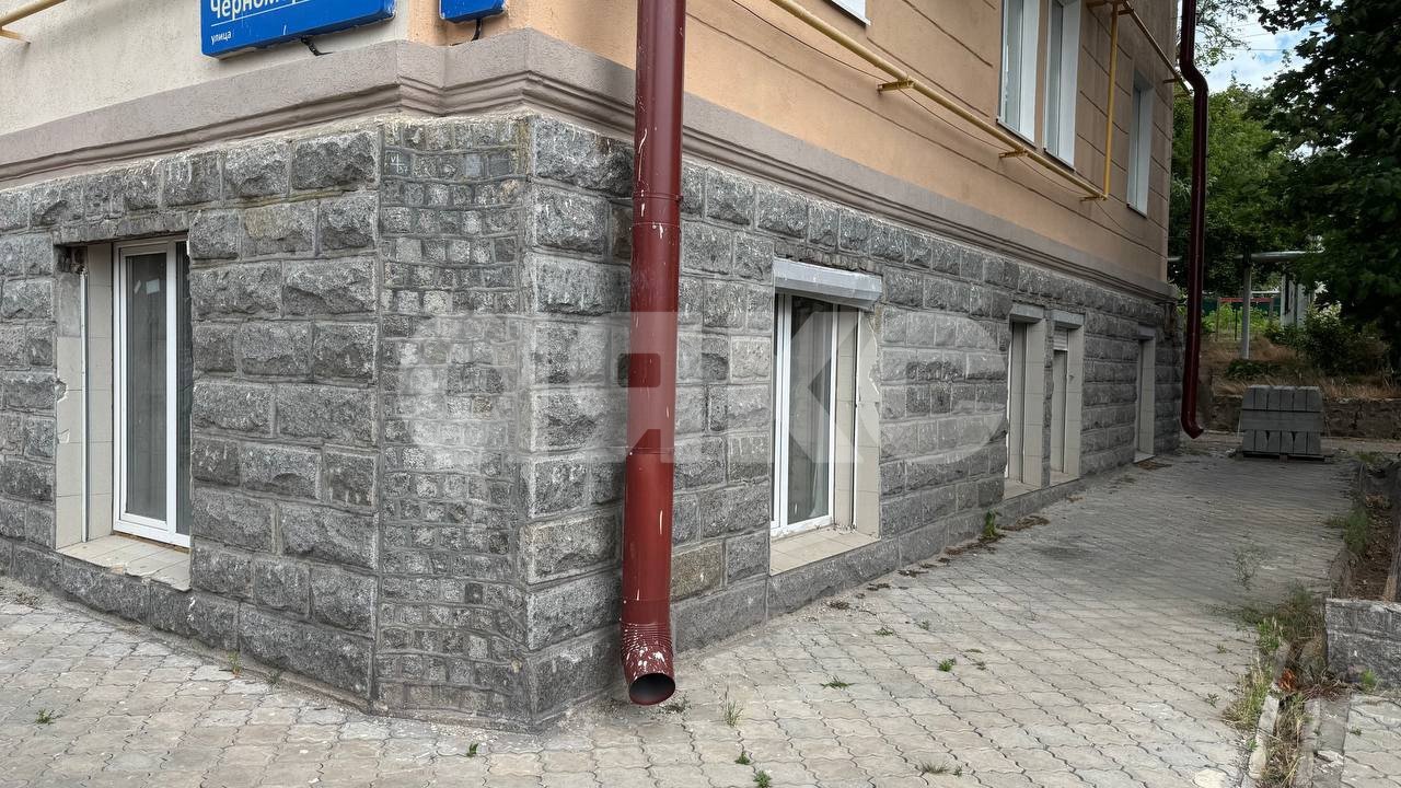 Фото №2: Коммерция 174 м² - Мариуполь, р. Приморский, ул. Черноморская, 9