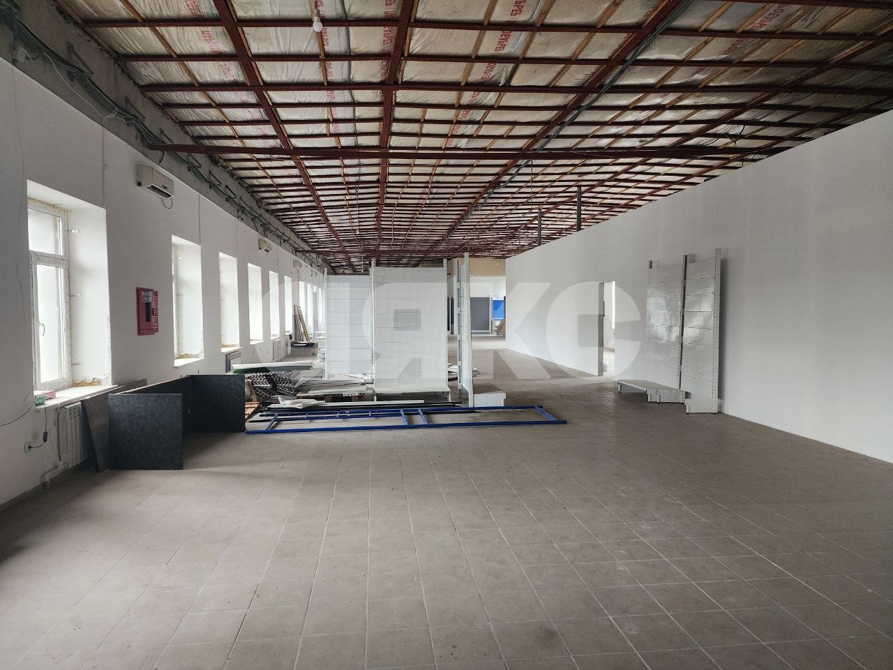 Фото №3: Коммерция 550 м² - Мариуполь, р. Центральный, ул. Энгельса, 54А