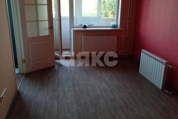 Фото №3: 4-комнатная квартира 61 м² - Мариуполь, р. Центральный, пр-кт Строителей, 114