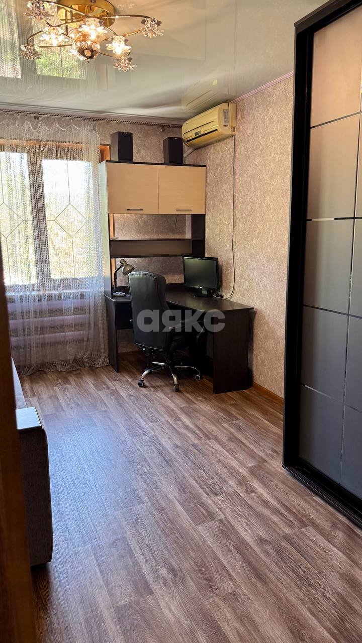 Фото №10: 3-комнатная квартира 60 м² - Мариуполь, Левобережный, мкр. Азовский, ул. 130-й Таганрогской Дивизии, 7