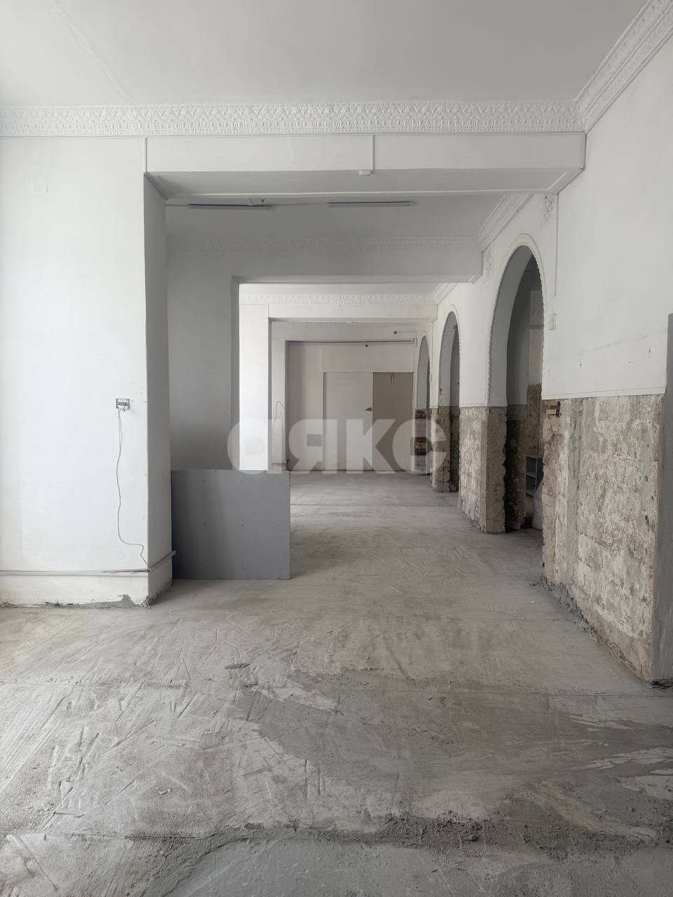 Фото №3: Коммерция 175 м² - Мариуполь, р. Центральный, ул. Артёма, 48