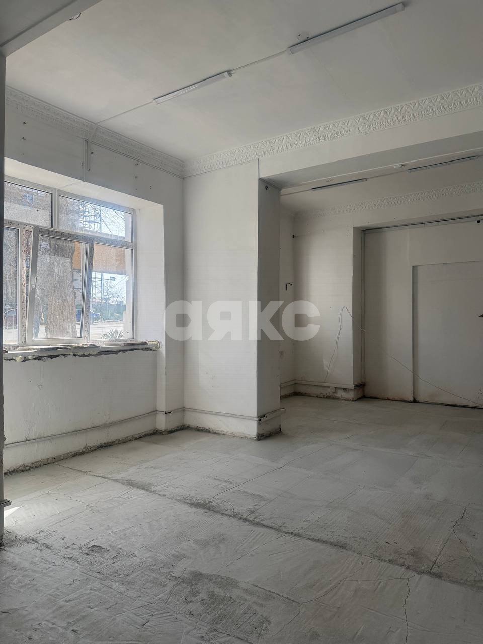 Фото №4: Коммерция 175 м² - Мариуполь, р. Центральный, ул. Артёма, 48