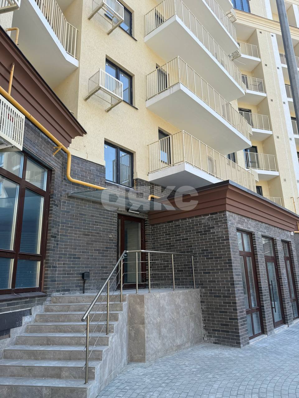 Фото №3: Коммерция 670 м² - Мариуполь, р. Центральный, пр-кт Ленина, 77А