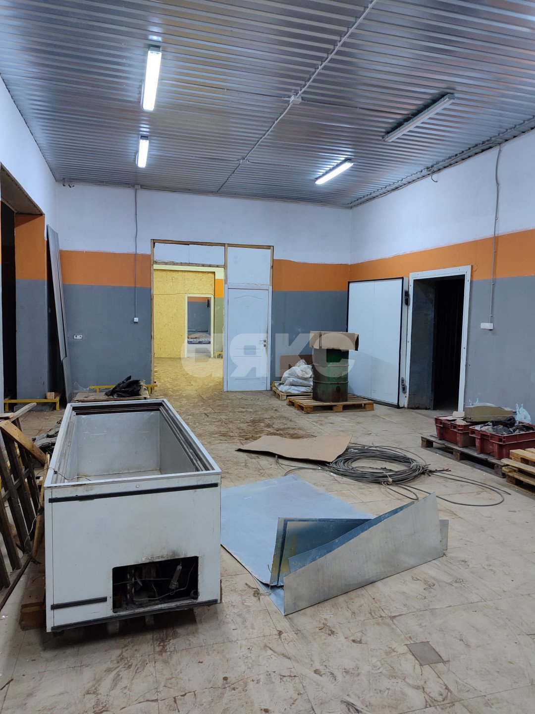 Фото №26: Коммерция 1600 м² - Мариуполь, р. Центральный, ул. Спортивная