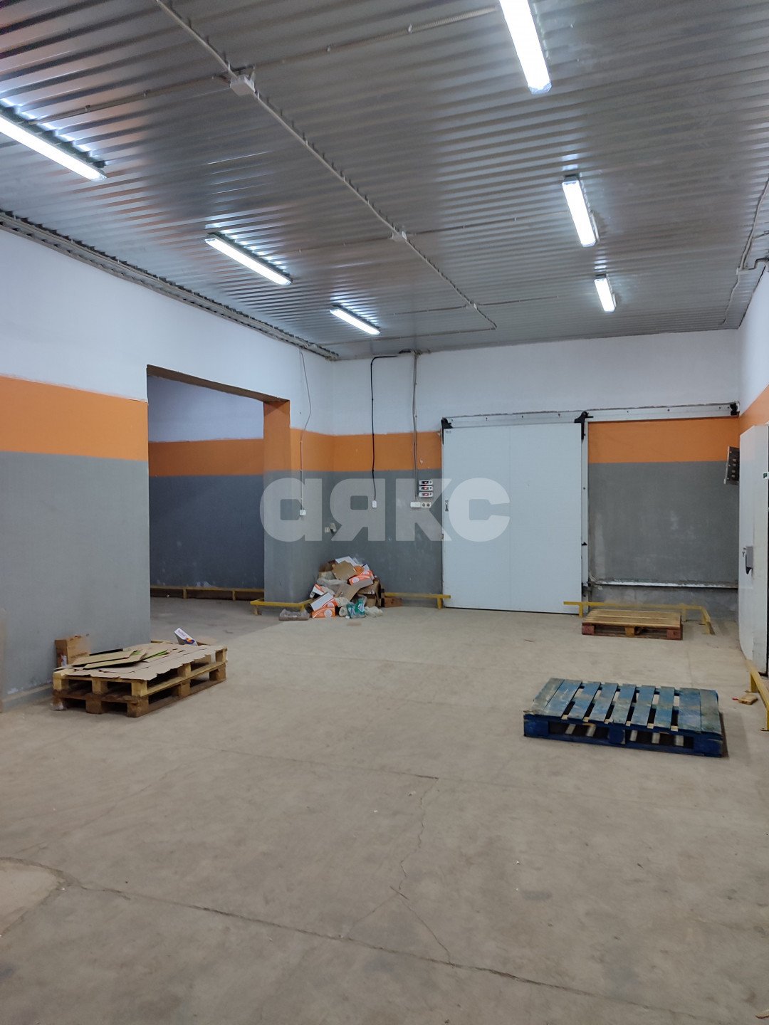 Фото №19: Коммерция 1600 м² - Мариуполь, р. Центральный, ул. Спортивная