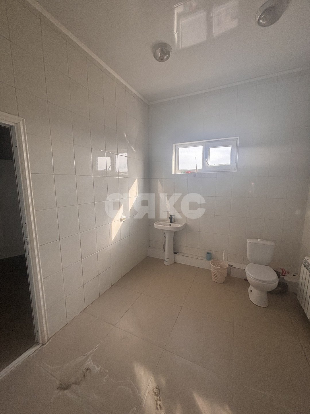 Фото №10: Коммерция 1600 м² - Мариуполь, р. Центральный, ул. Спортивная