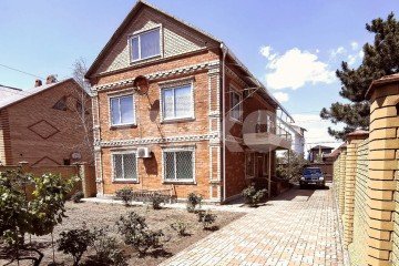 Фото №1: Коттедж 213 м² - Белосарайская Коса, ул. Безуха, 18Б