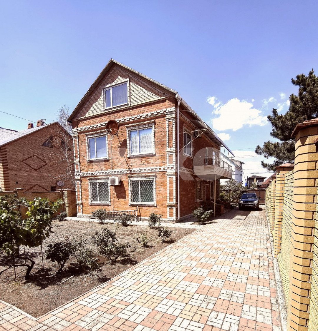 Фото №1: Коттедж 213 м² + 5.75 сот. - Белосарайская Коса, ул. Безуха, 18Б