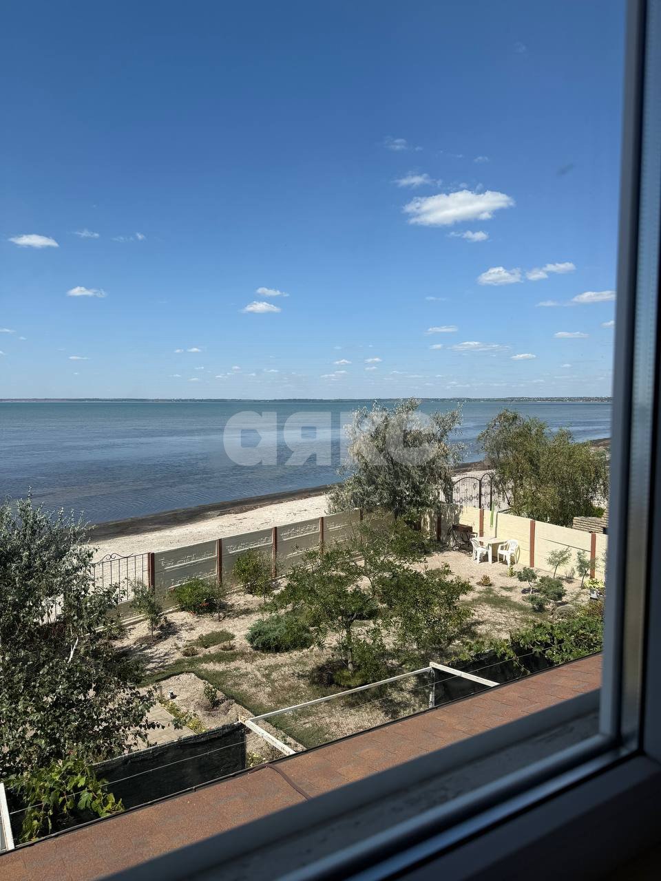 Фото №1: Дом 104 м² + 5 сот. - Белосарайская Коса, ул. Безуха, 18Б