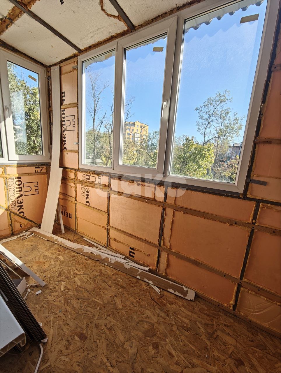 Фото №10: 3-комнатная квартира 52 м² - Мариуполь, р. Жовтневый, пр-кт Строителей, 99