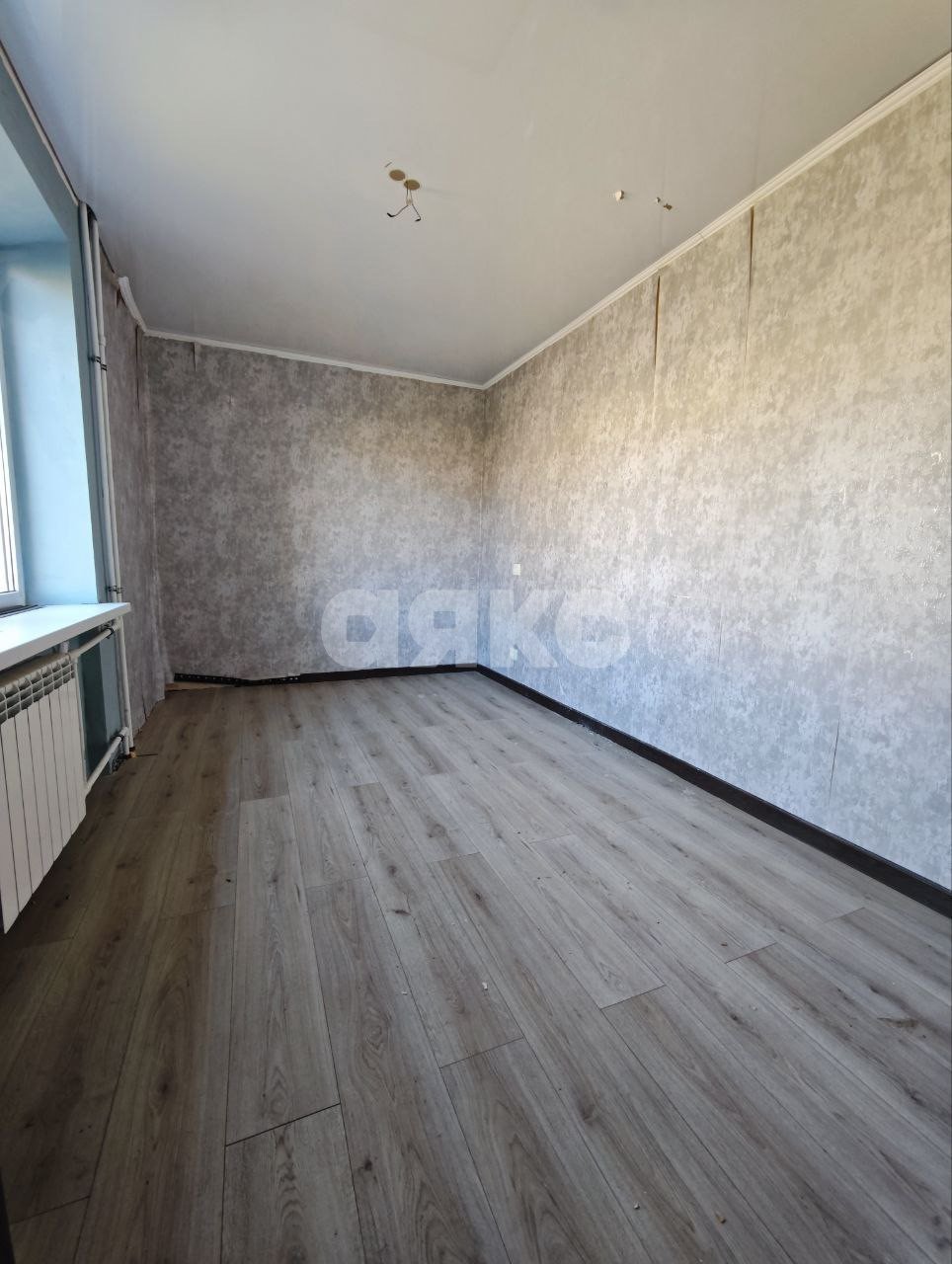 Фото №2: 3-комнатная квартира 52 м² - Мариуполь, р. Жовтневый, пр-кт Строителей, 99