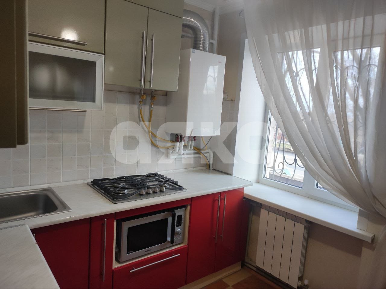 Фото №2: 2-комнатная квартира 43 м² - Мариуполь, р. Жовтневый, пр-кт Нахимова, 178