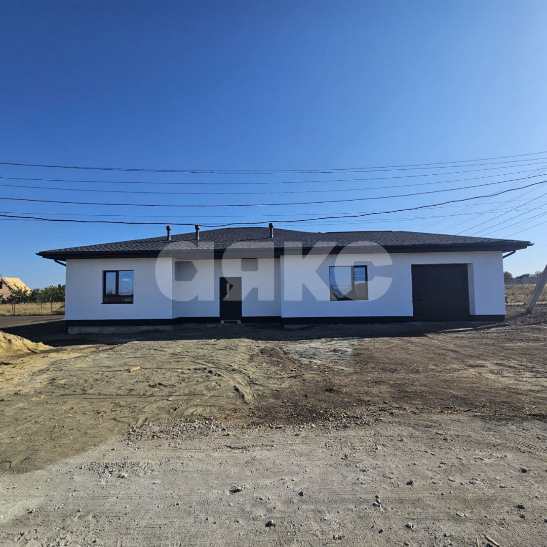 Фото №1: Дом 140 м² + 9 сот. - Ильичевское, ул. Белорусская, 38