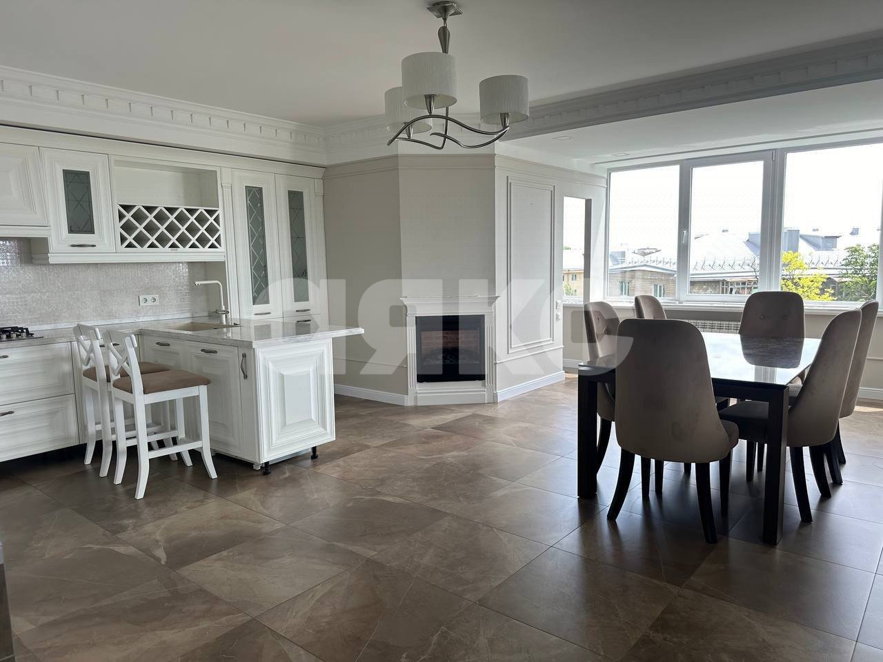 Фото №1: 3-комнатная квартира 126 м² - Мариуполь, р. Приморский, пр-кт Нахимова, 170