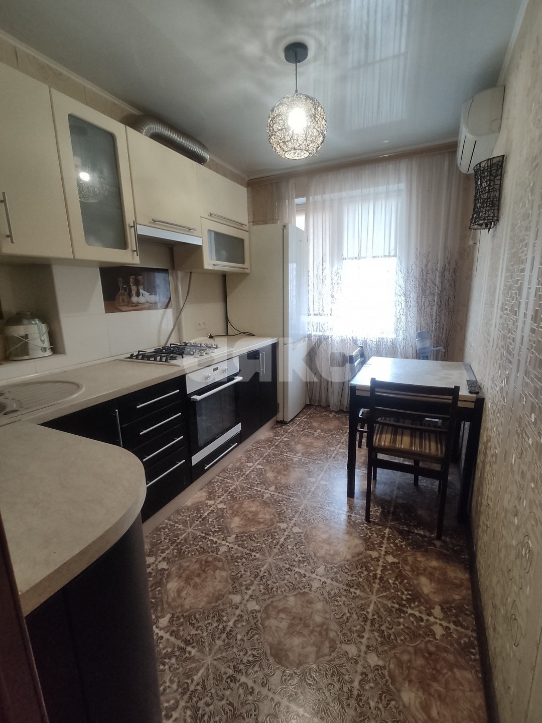 Фото №1: 3-комнатная квартира 62 м² - Мариуполь, Жовтневый, Западный, 23-й, Центральный, Западный, мкр. 23-й, ул. 60 лет СССР, 22