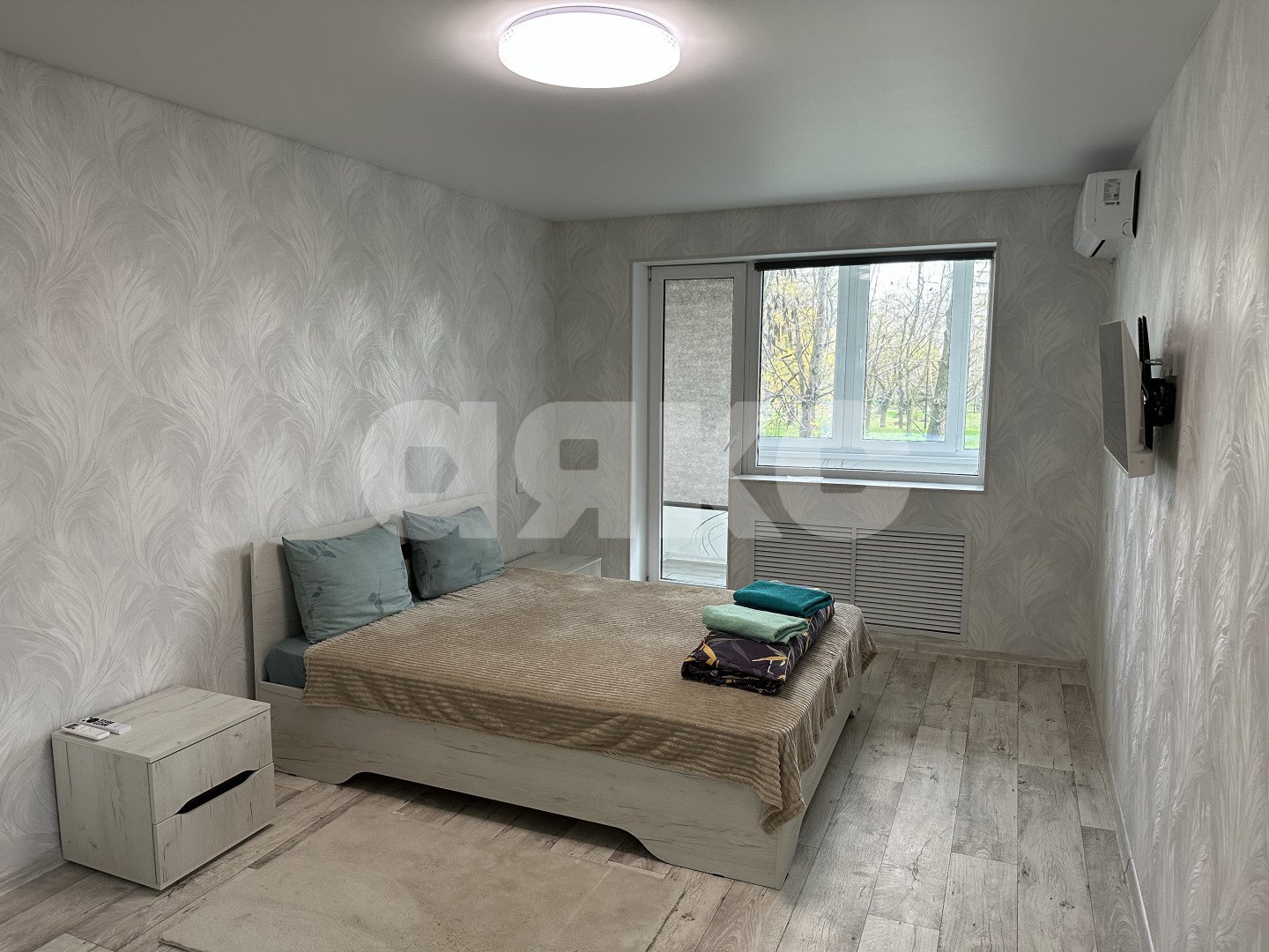 Фото №1: 1-комнатная квартира 29 м² - Мариуполь, Жовтневый, р. Центральный, пр-кт Ленина, 135