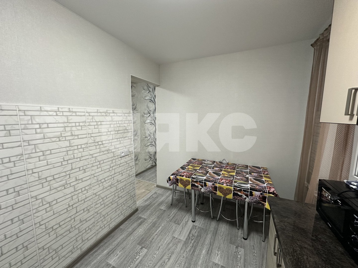 Фото №2: 2-комнатная квартира 47 м² - Мариуполь, Жовтневый, Западный, мкр. 20-й, пр-кт Строителей, 161