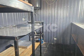 Фото №4: Коммерция 18 м² - Мариуполь, р. Жовтневый, ул. Административная площадь