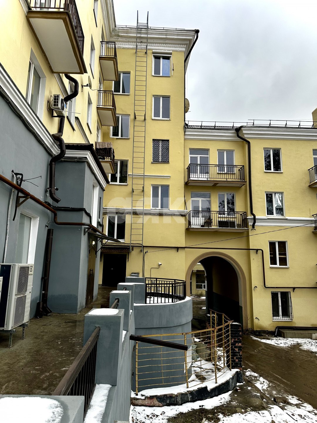 Фото №3: 3-комнатная квартира 87 м² - Мариуполь, р. Жовтневый, пр-кт Ленина, 24