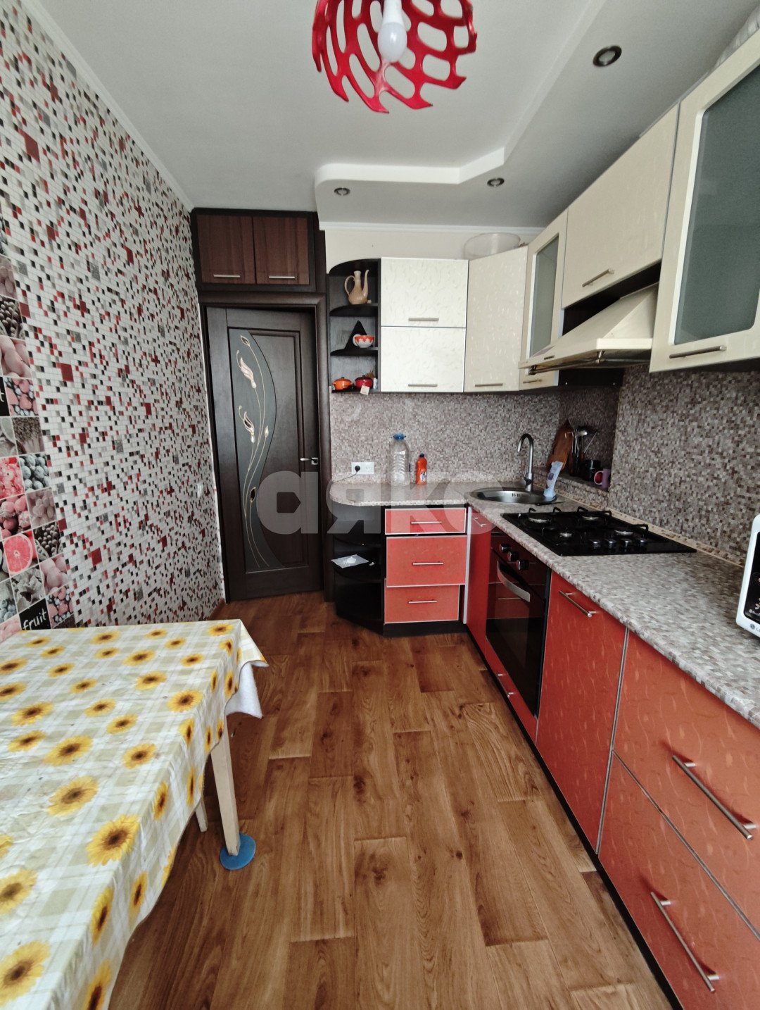 Фото №1: 3-комнатная квартира 62 м² - Мариуполь, р. Ильичёвский, ул. Заворуева, 9