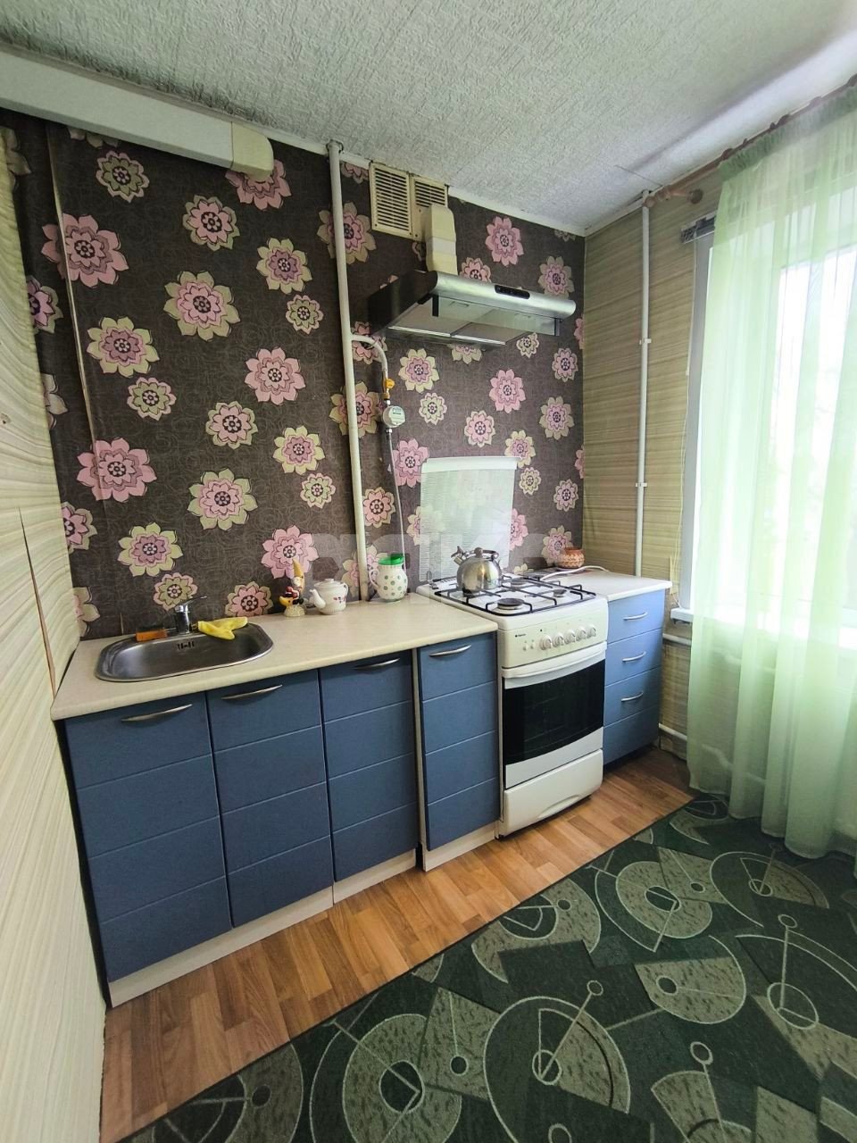 Фото №1: 2-комнатная квартира 60 м² - Мариуполь, р. Ильичёвский, ул. Мамина-Сибиряка, 45