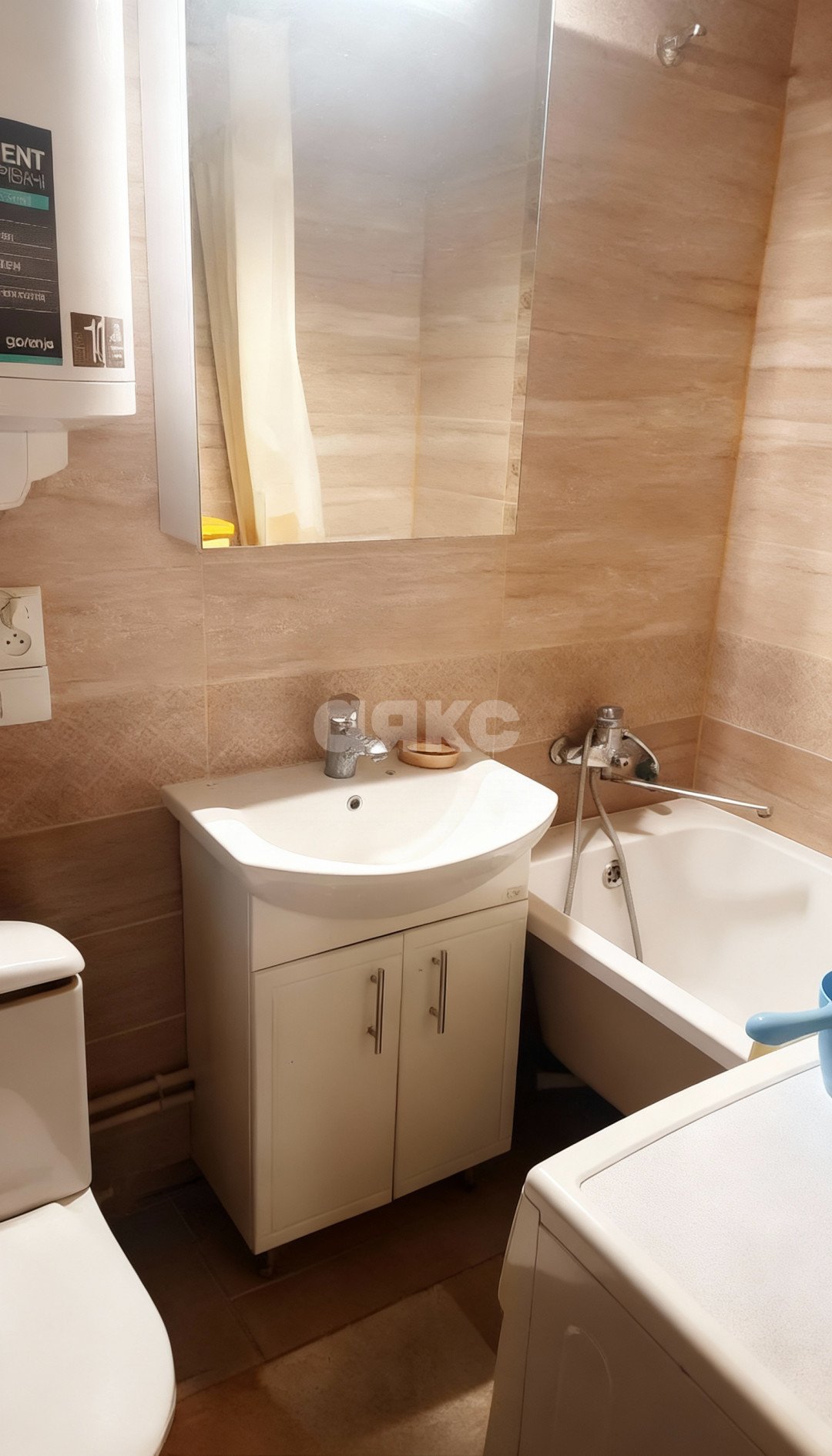 Фото №7: 3-комнатная квартира 63 м² - Мариуполь, р. Центральный, пр-кт Металлургов, 94