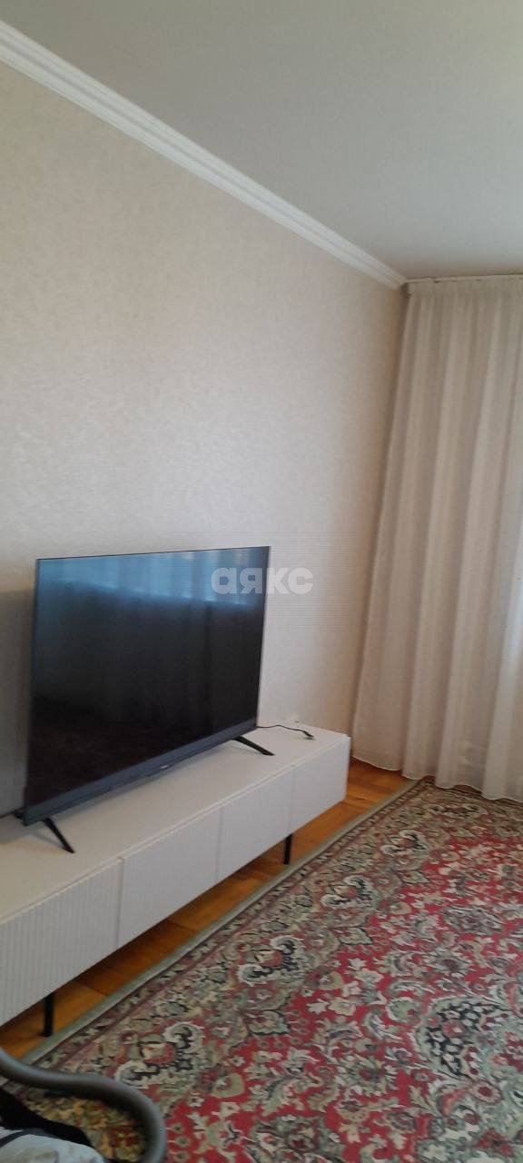 Фото №4: 4-комнатная квартира 81 м² - Мариуполь, р. Жовтневый, пр-кт Металлургов, 123