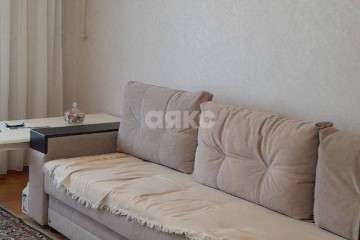 Фото №3: 4-комнатная квартира 81 м² - Мариуполь, р. Жовтневый, пр-кт Металлургов, 123