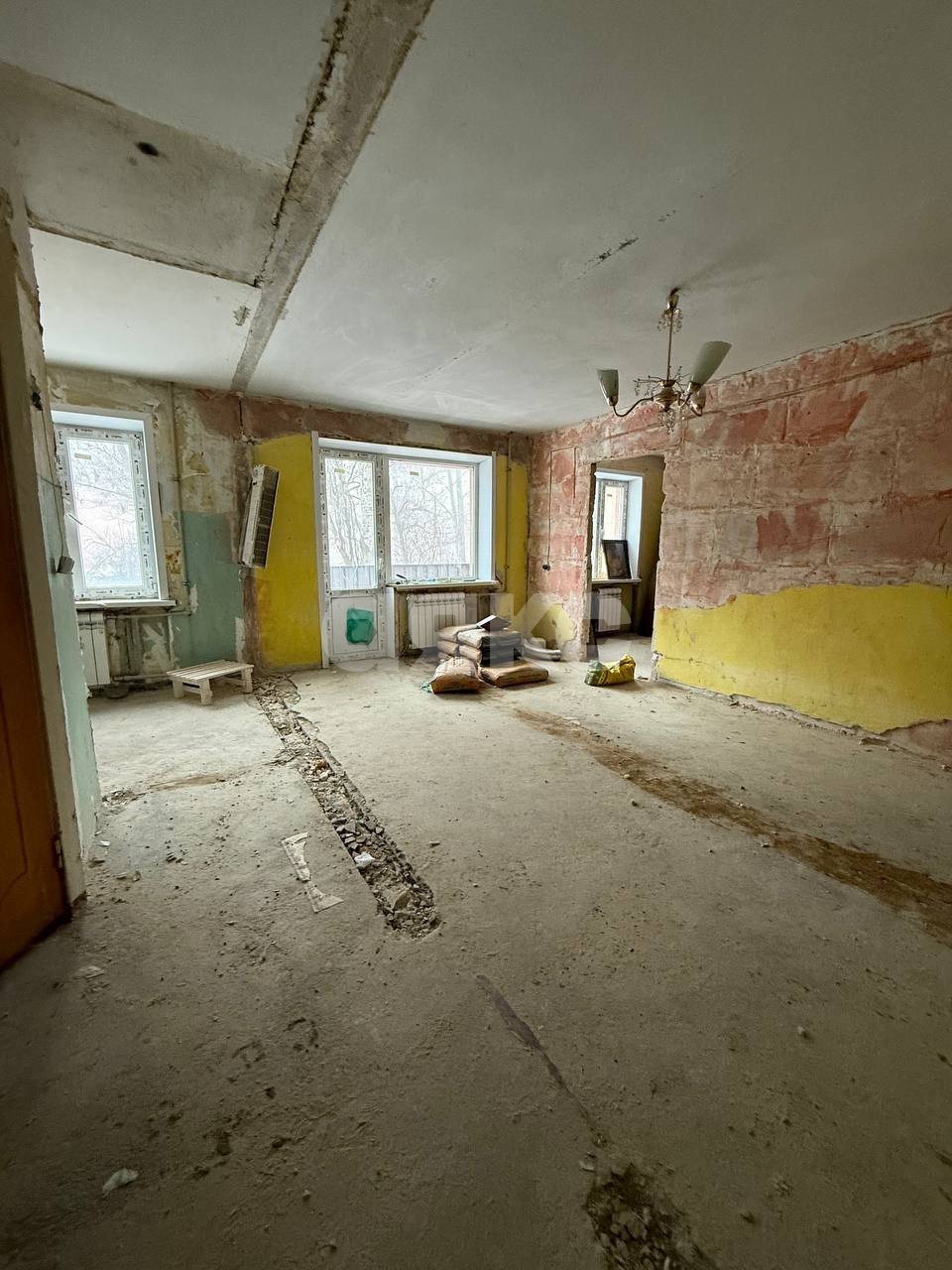 Фото №1: 3-комнатная квартира 55 м² - Мариуполь, р. Жовтневый, ул. Энгельса, 32