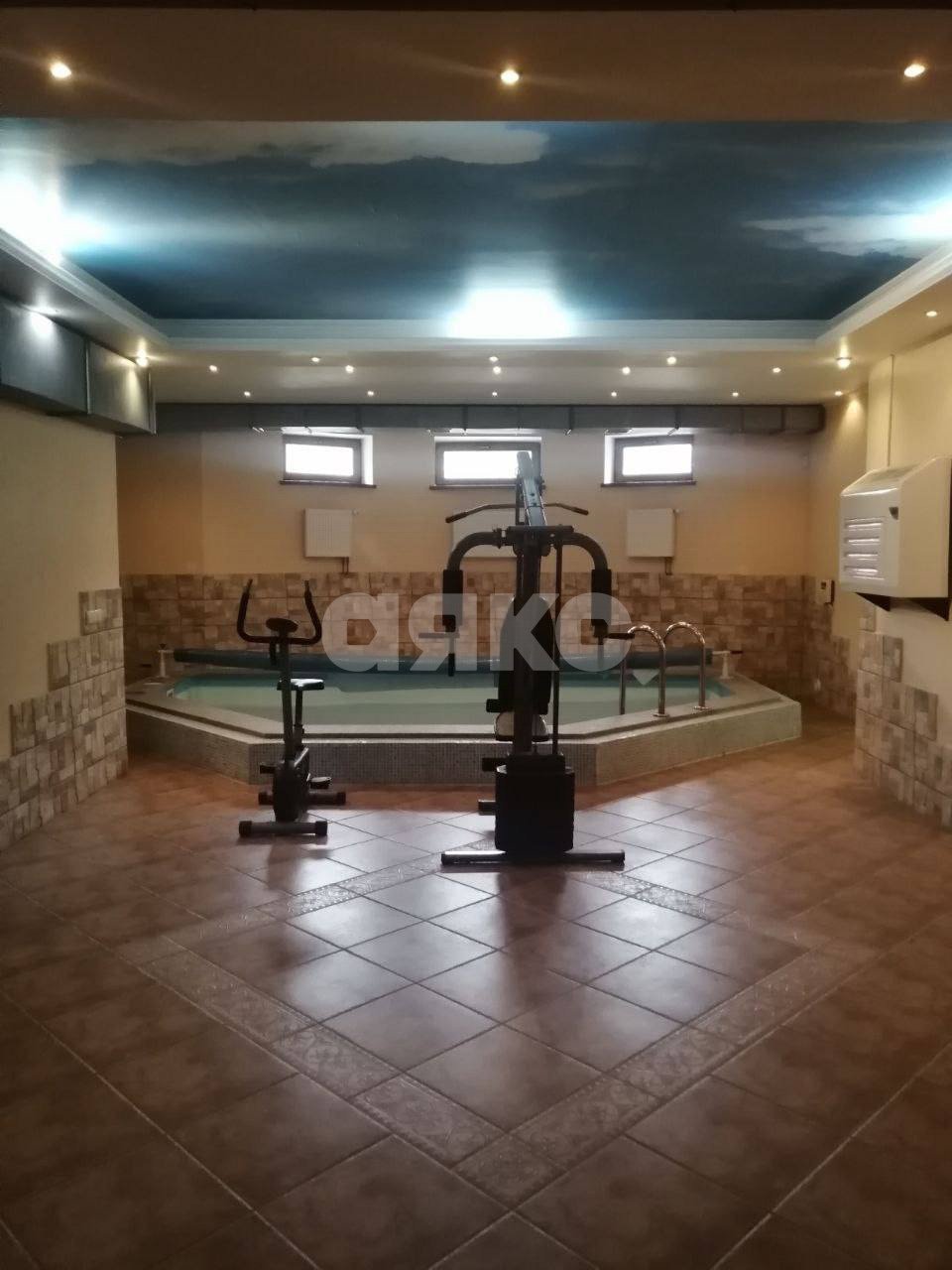 Фото №6: Коттедж 472 м² + 45 сот. - Ключевое, ул. Гагарина