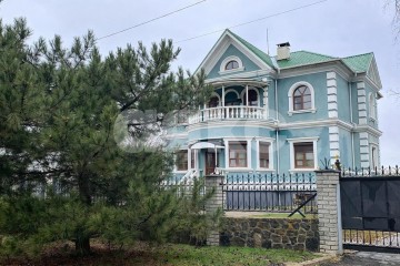 Фото №1: Коттедж 472 м² - Ключевое, ул. Гагарина