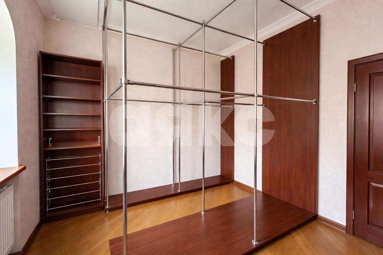 Фото №19: Коттедж 472 м² + 45 сот. - Ключевое, ул. Гагарина