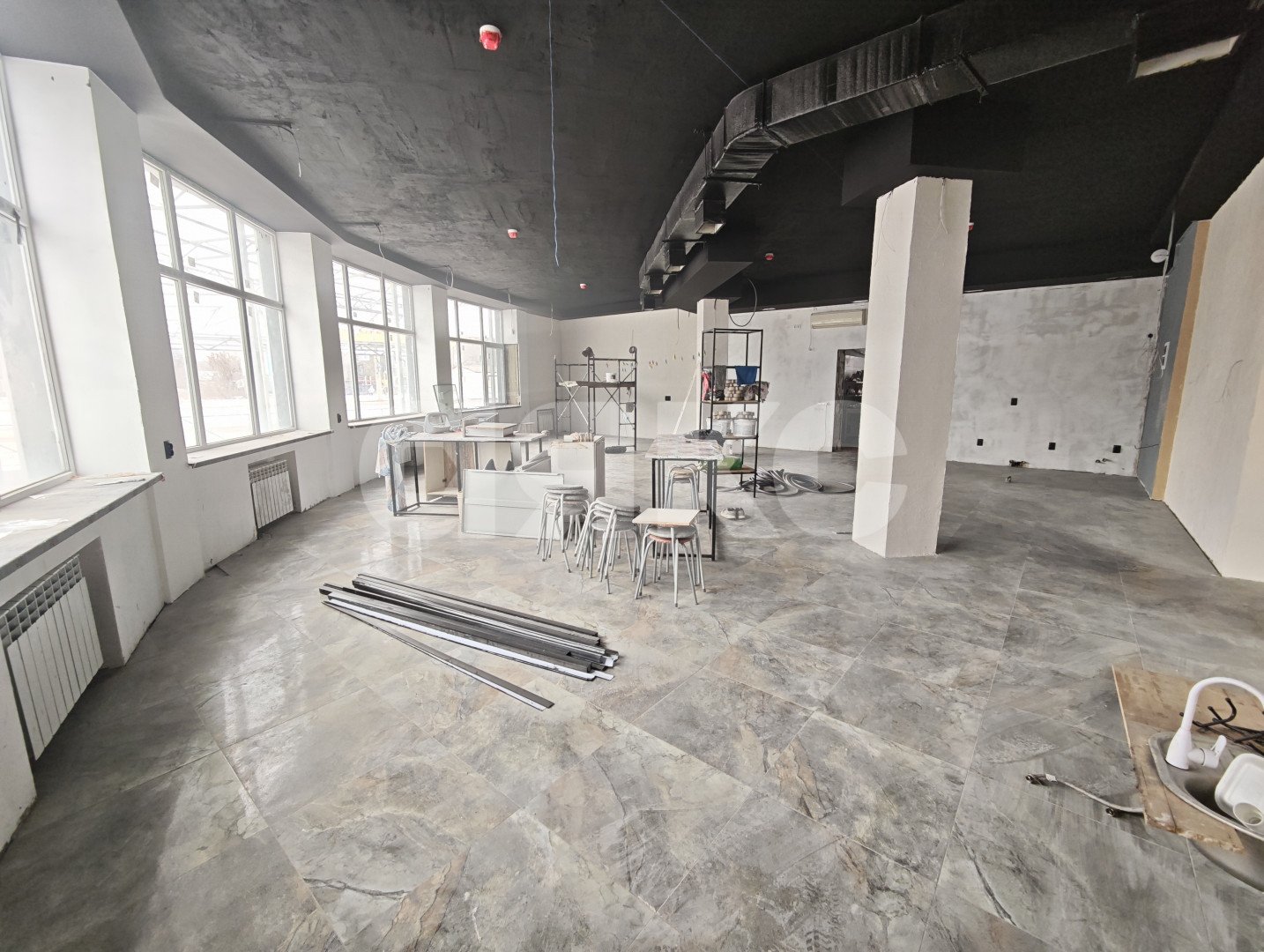 Фото №6: Коммерция 220 м² - Мариуполь, р. Жовтневый, ул. Вокзальная, 1