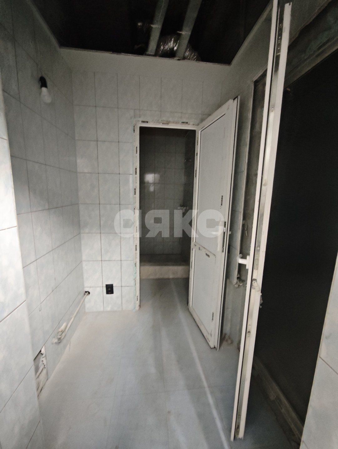 Фото №19: Коммерция 220 м² - Мариуполь, р. Жовтневый, ул. Вокзальная, 1