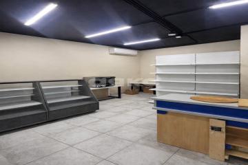 Фото №3: Коммерция 25 м² - Мариуполь, р. Жовтневый, пр-кт Металлургов, 30