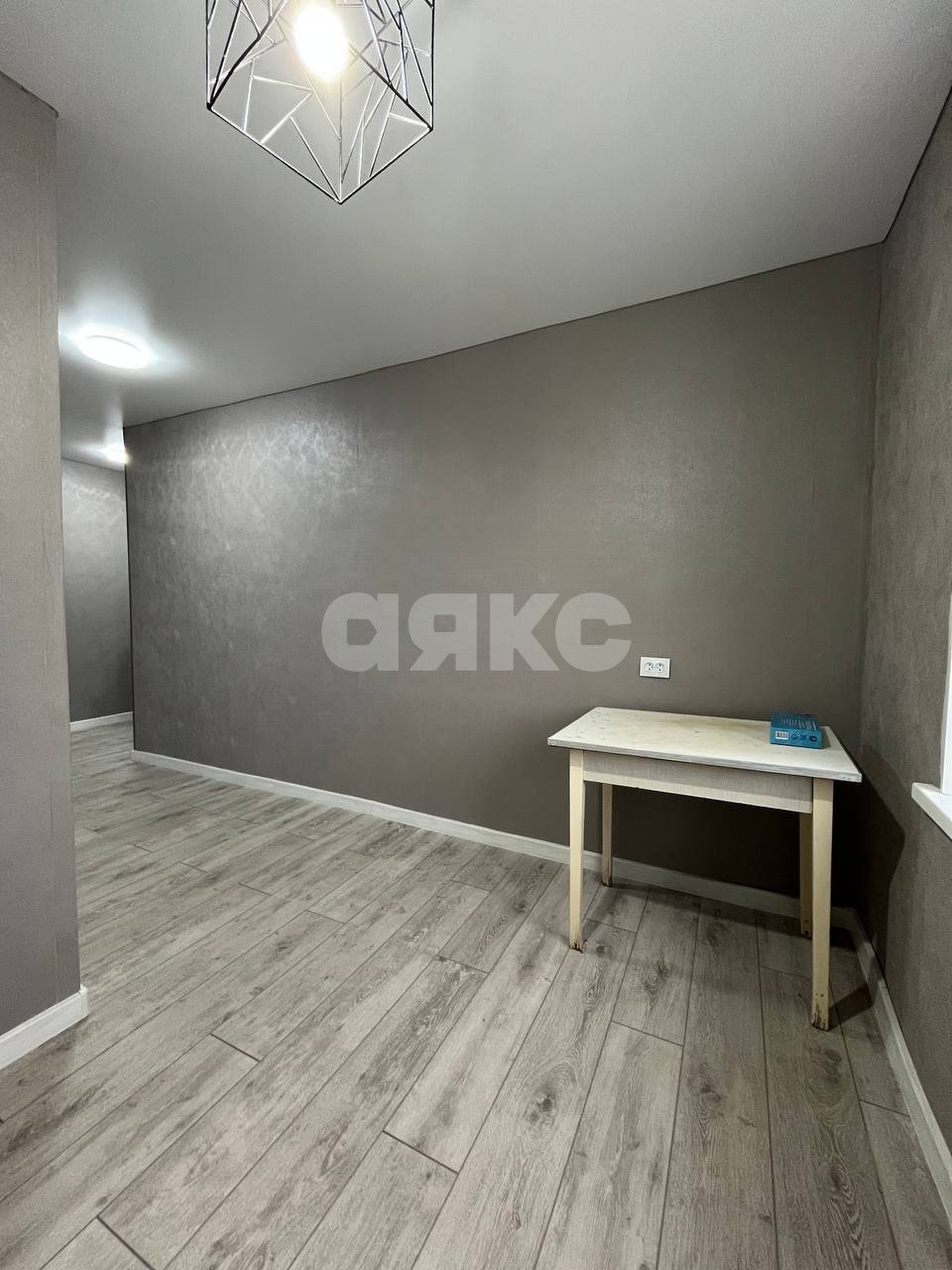 Фото №3: 2-комнатная квартира 47 м² - Мариуполь, Левобережный, мкр. Азовский, ул. 130-й Таганрогской Дивизии