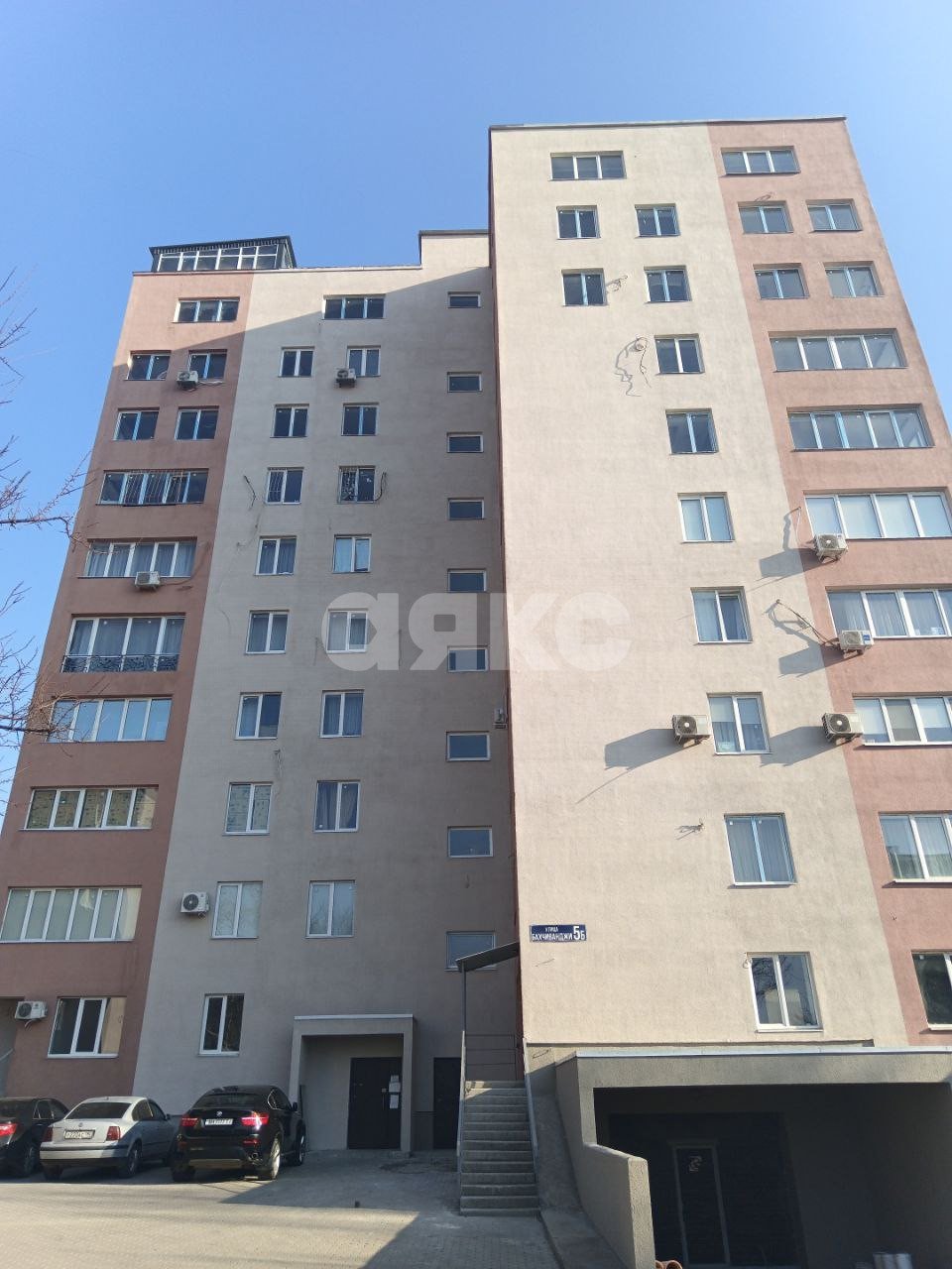 Фото №1: 2-комнатная квартира 84 м² - Мариуполь, р. Жовтневый, ул. Бахчиванджи, 5Б