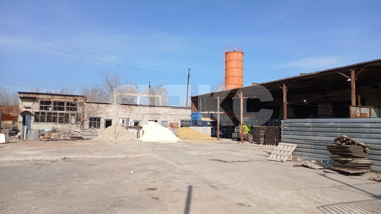 Фото №2: Коммерция 1800 м² - Мариуполь, р. Кальмиусский, пр-кт Карпова, 2