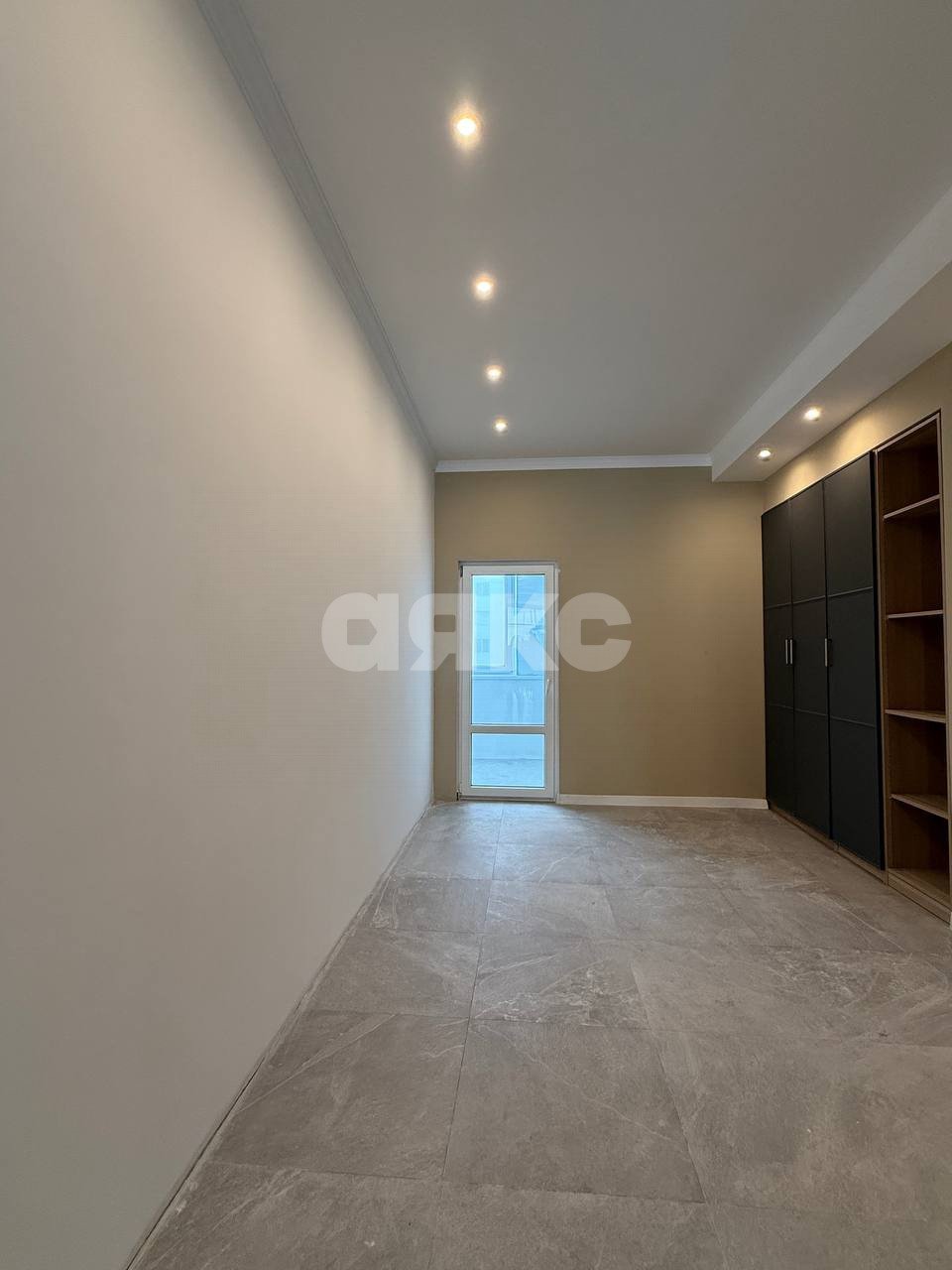 Фото №4: 4-комнатная квартира 193 м² - Мариуполь, Жовтневый, р. Центральный, пр-кт Строителей, 108А