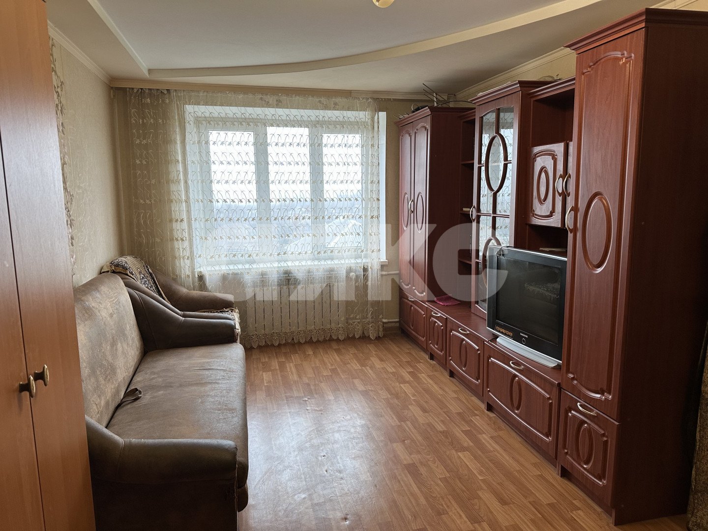 Фото №1: 2-комнатная квартира 34 м² - Мариуполь, Жовтневый, мкр. Западный, ул. 50 лет СССР, 43