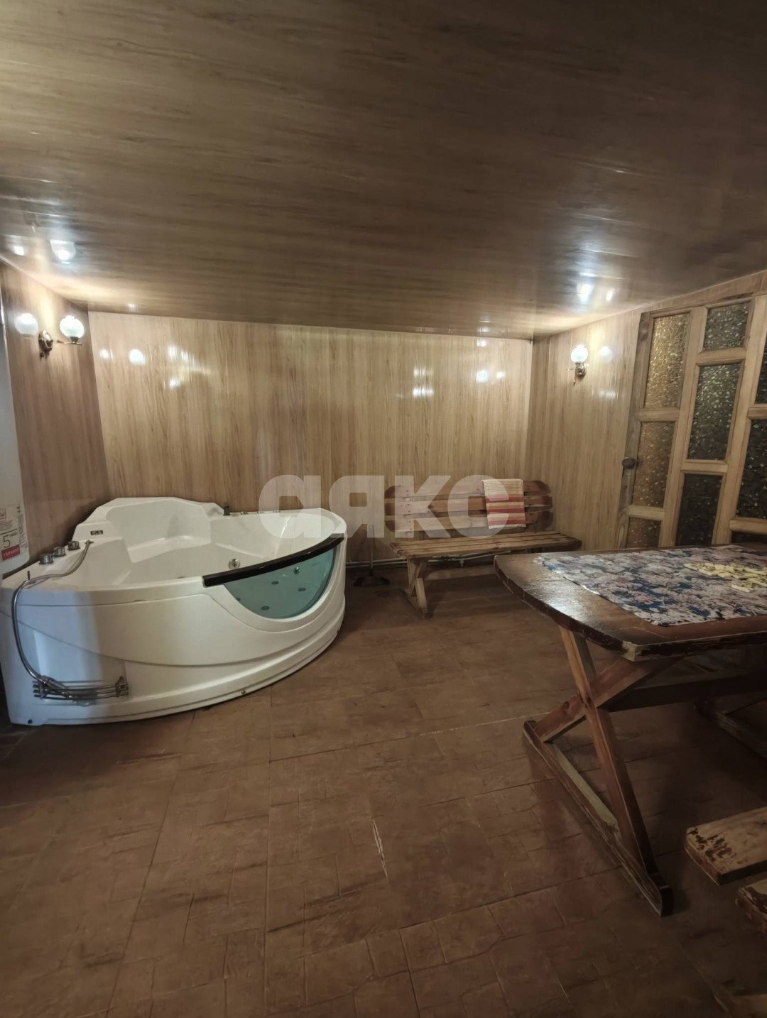 Фото №2: Дом 299 м² + 15 сот. - Агробаза, ул. Первомайская