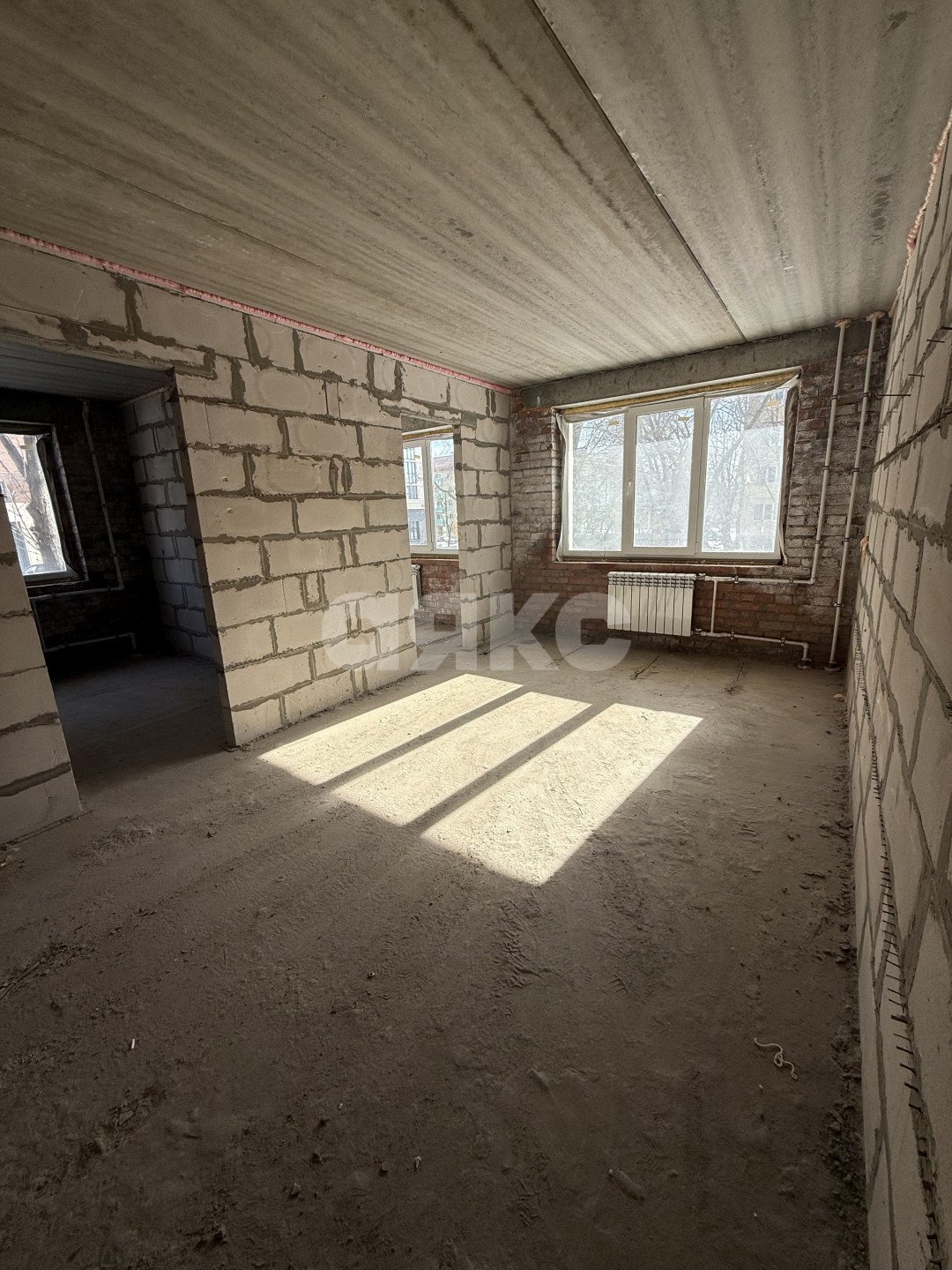 Фото №3: 4-комнатная квартира 60 м² - Мариуполь, р. Жовтневый, пр-кт Строителей, 64