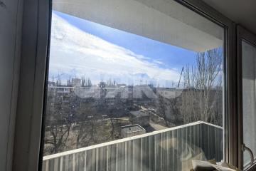 Фото №2: 3-комнатная квартира 57 м² - Мариуполь, р. Жовтневый, пр-кт Ленина, 100