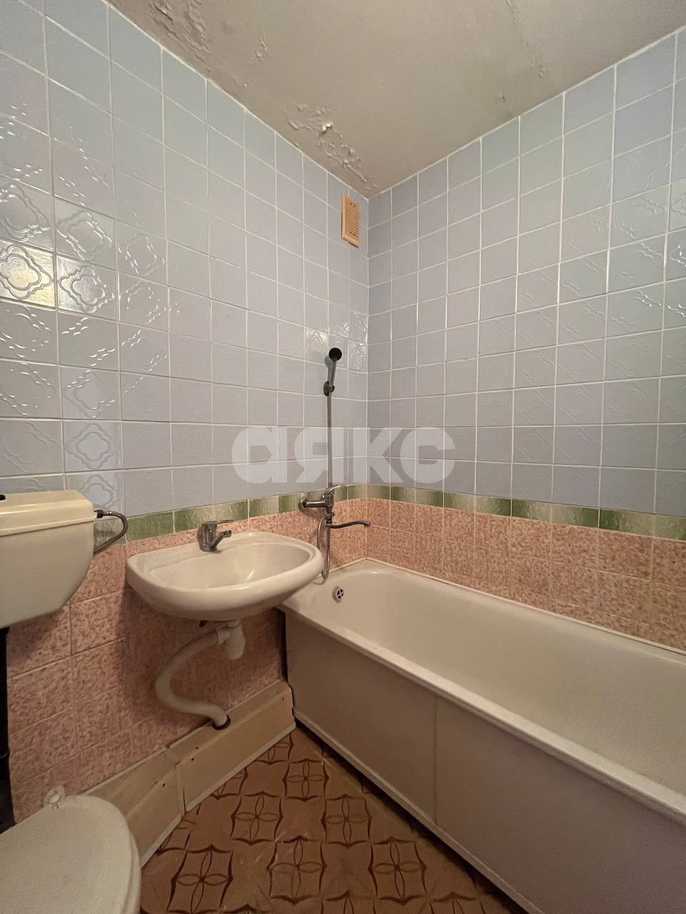 Фото №19: 4-комнатная квартира 52 м² - Мариуполь, Жовтневый, Западный, мкр. 23-й, ул. 9-й Авиадивизии, 32